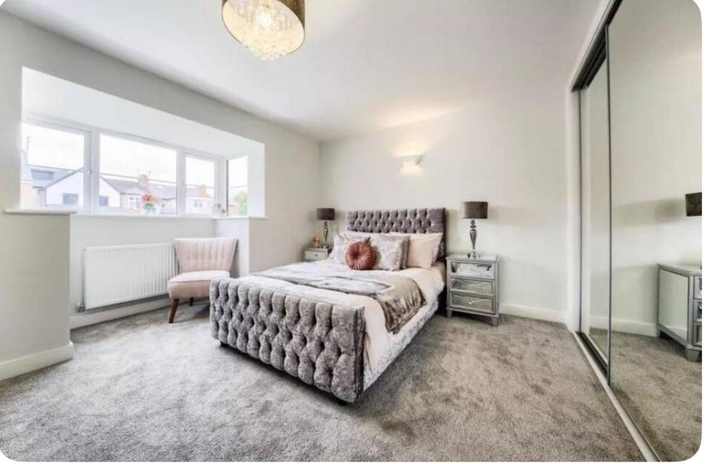 A Luxurious Escape From The Appartement Coventry